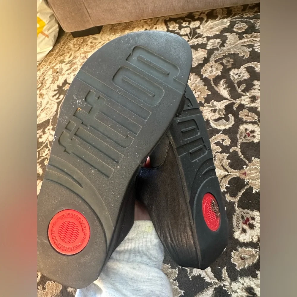 Fitflop $100 Lulu slide sandals. Size 8. - Picture 6 of 9